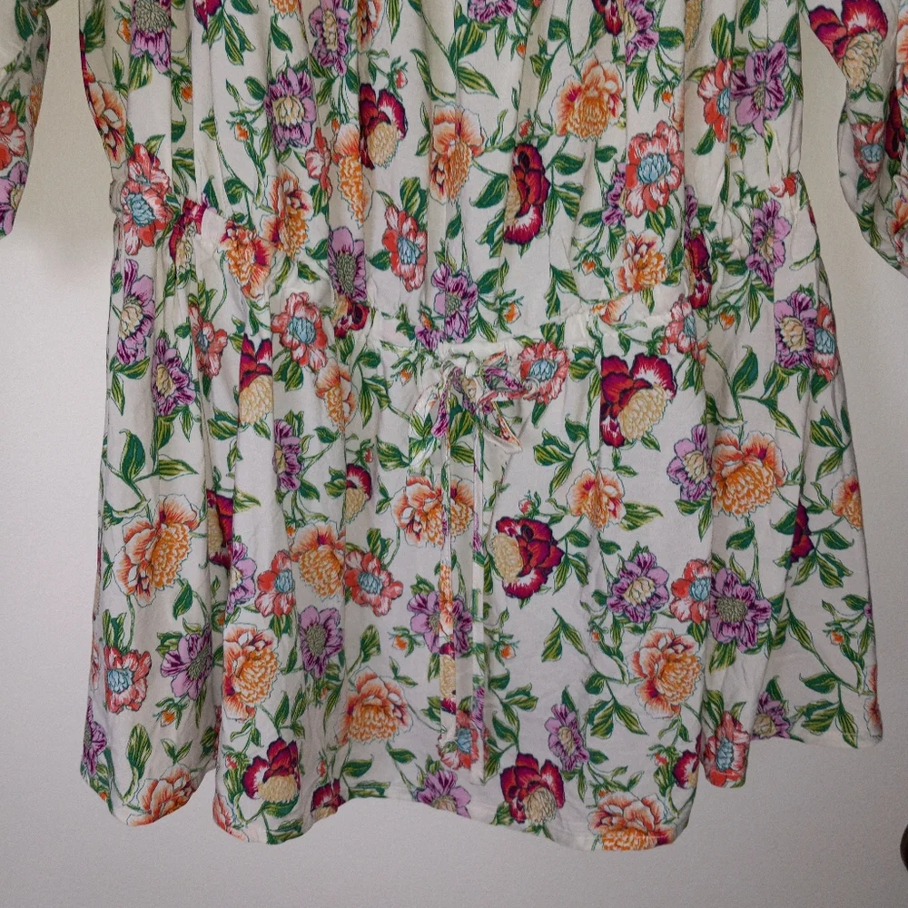 Lane Bryant 14-16 off shoulder flowy floral peasant style top. Cream col…